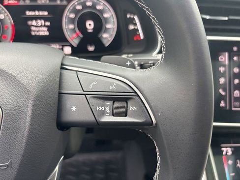 Used 2025 Audi Q7 2.0T Premium w/ Convenience Plus Package image 24