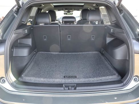 New 2026 Volkswagen Tiguan SE R-Line image 36