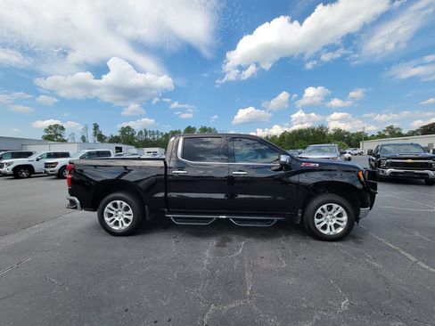 Used 2023 Chevrolet Silverado 1500 LTZ AWD/4WD image 7