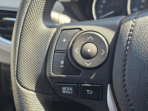 Used 2014 Toyota Corolla LE FWD image 31