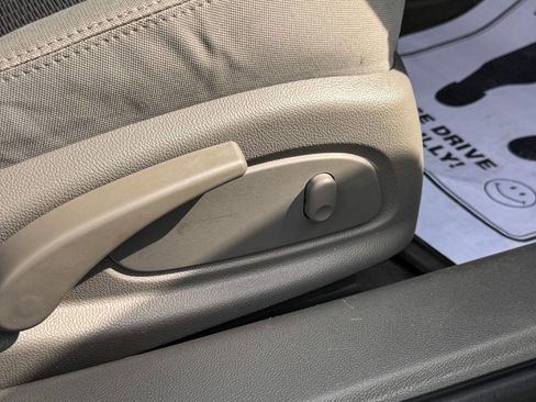 Used 2017 Chevrolet Impala LS image 13