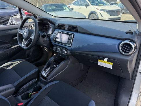 Certified 2025 Nissan Versa SV w/ Trunk Package image 8