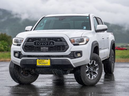 Used 2021 Toyota Tacoma 4x4 Double Cab image 3