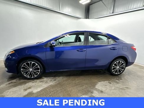 Used 2015 Toyota Corolla S image 2