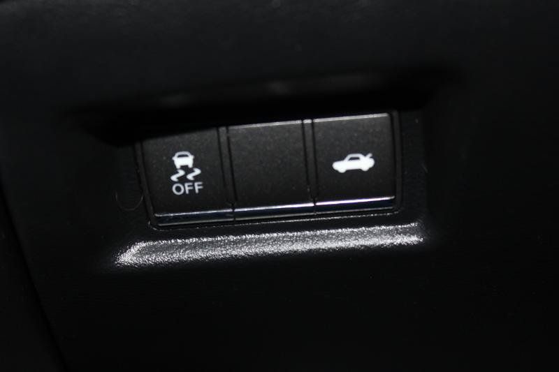 Used 2015 INFINITI Q50 Premium w/ Navigation Package AWD/4WD image 26
