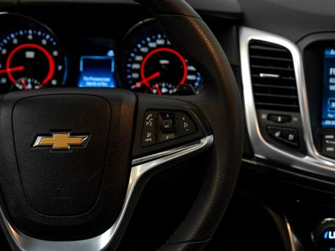 Used 2015 Chevrolet SS image 21