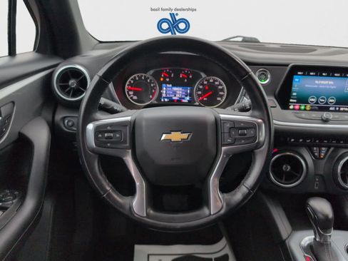 Used 2020 Chevrolet Blazer LT image 15
