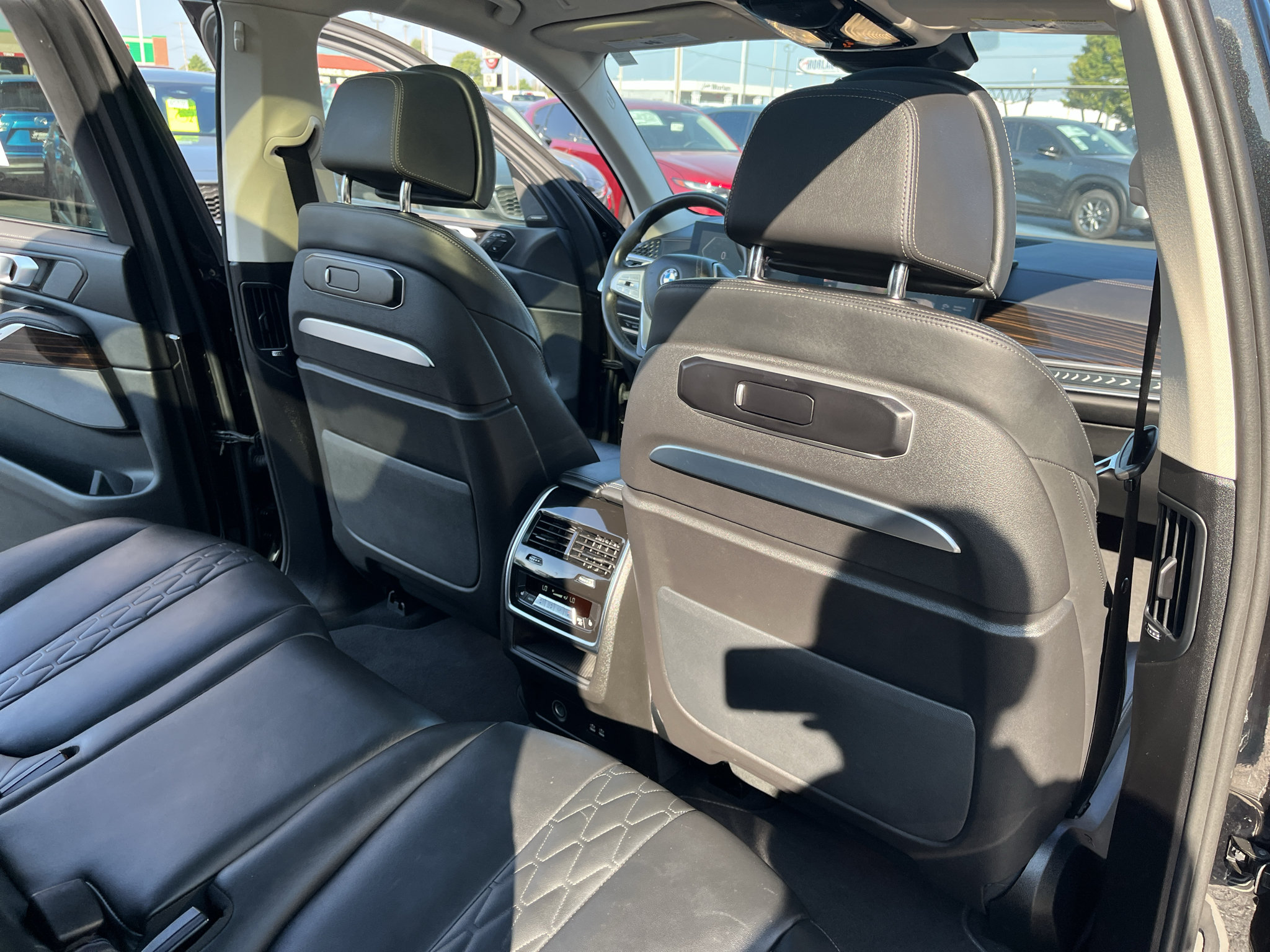 Used 2025 BMW X7 xDrive40i AWD/4WD image 55