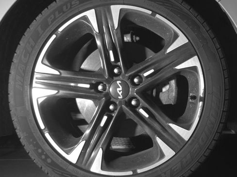 Used 2022 Kia K5 GT-Line FWD image 31