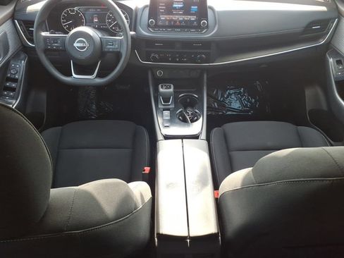 Used 2023 Nissan Rogue S FWD image 11