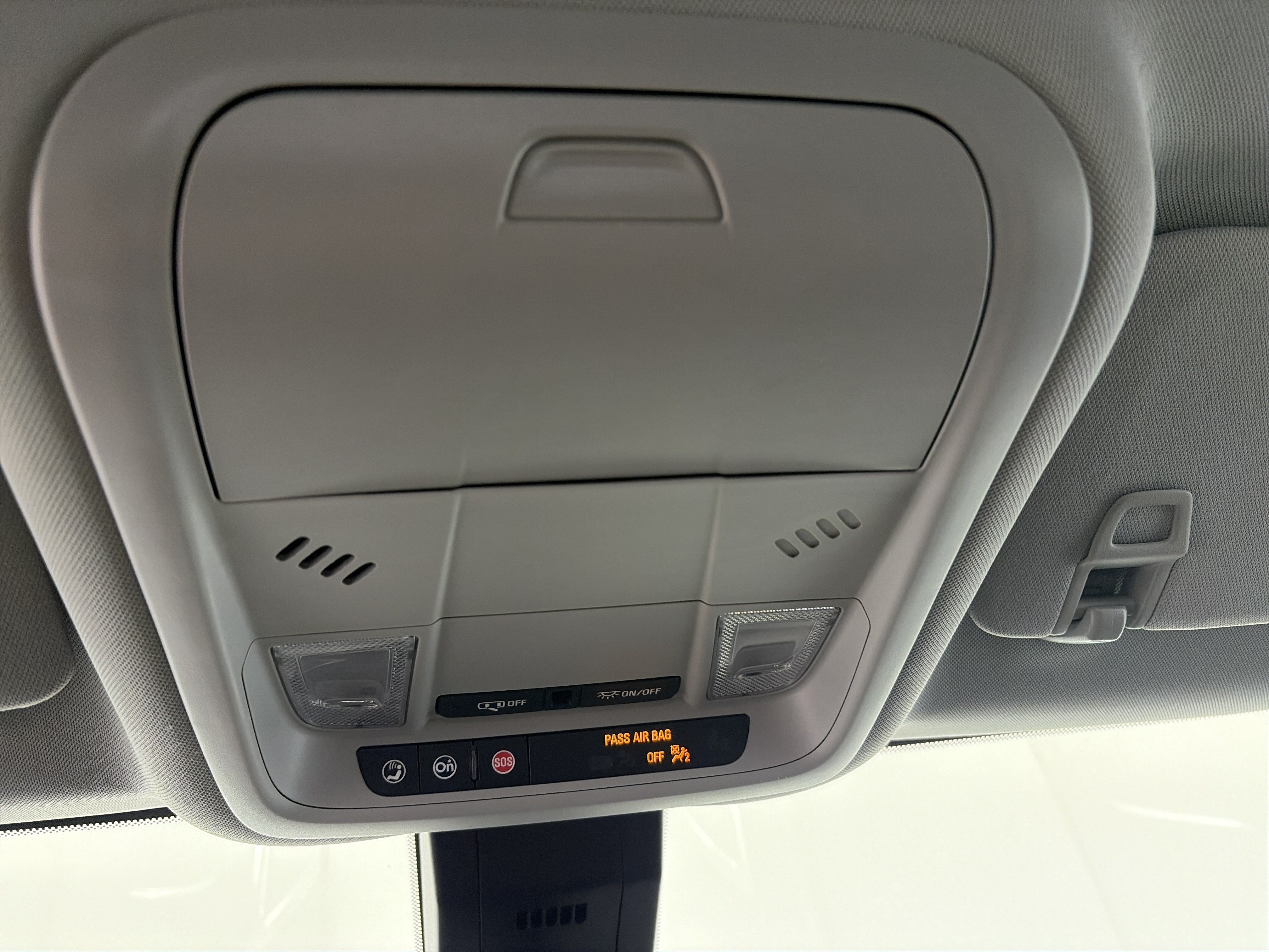 Used 2024 Chevrolet Equinox LT w/ LPO, Floor Liner Package AWD/4WD image 37