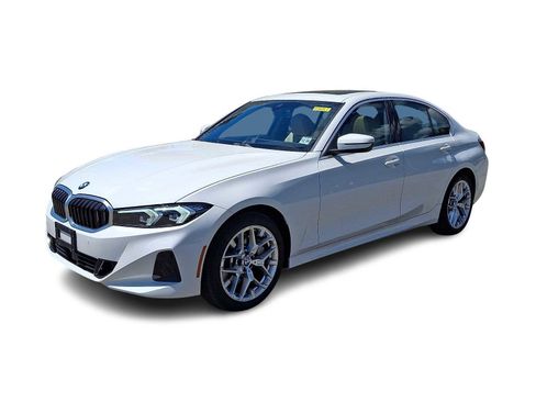 Used 2025 BMW 330i xDrive Sedan w/ Convenience Package AWD/4WD image 3