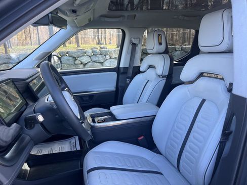 Used 2022 Rivian R1T Adventure AWD/4WD image 5