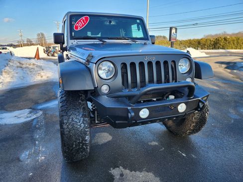 Used 2017 Jeep Wrangler Unlimited Sport image 20