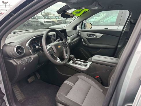Used 2025 Chevrolet Blazer LT AWD/4WD image 15
