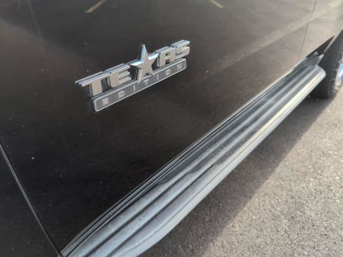Used 2017 Chevrolet Tahoe LT w/ Texas Edition Package RWD image 13