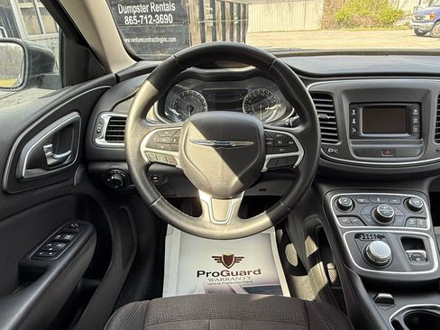 Used 2015 Chrysler 200 Limited w/ Convenience Group FWD image 13