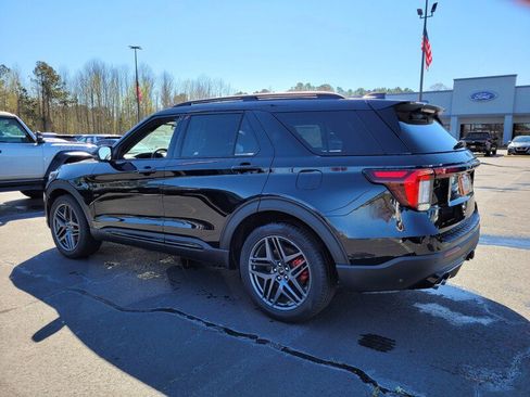 New 2025 Ford Explorer ST image 32