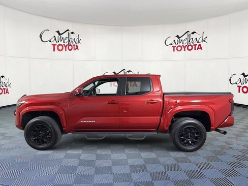 Used 2025 Toyota Tacoma SR5 AWD/4WD image 4