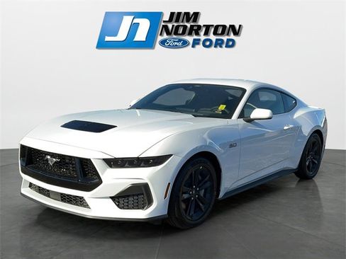 New 2026 Ford Mustang GT image 7