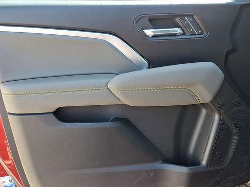 New 2026 Chevrolet Colorado ZR2 w/ Technology Package image 9