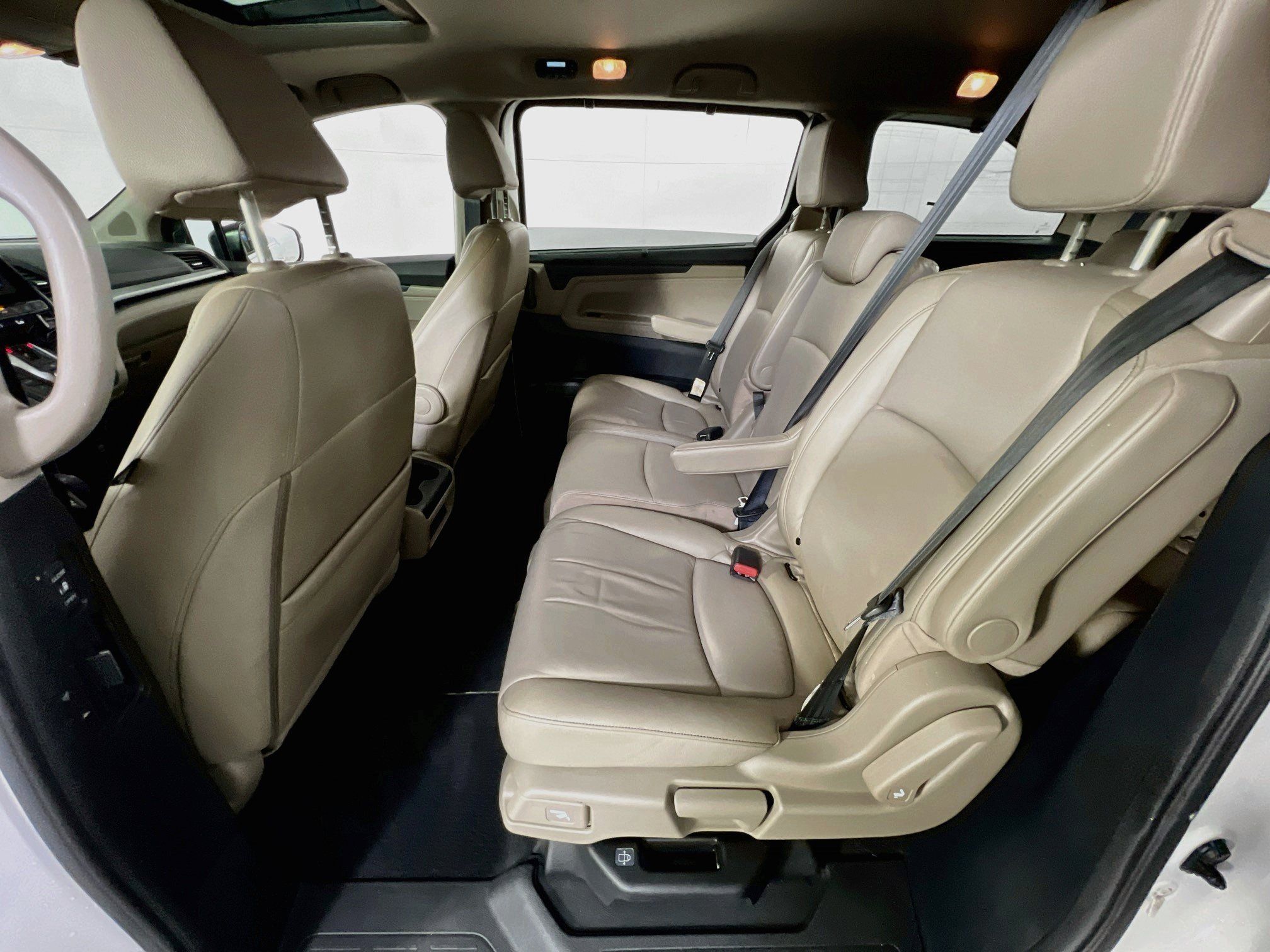 Used 2023 Honda Odyssey EX-L image 24