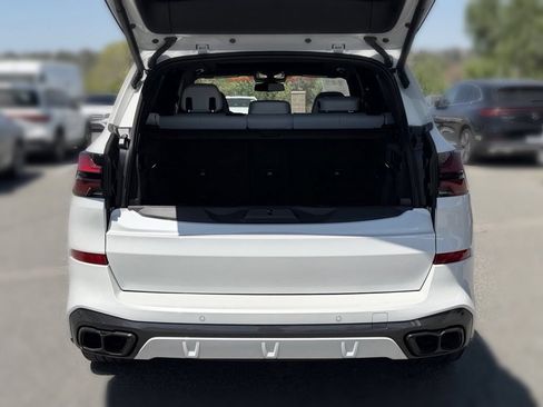 Used 2025 BMW X5 M60i w/ Executive Package AWD/4WD image 8