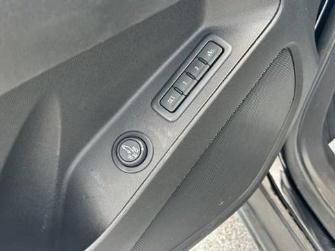 Certified 2024 Chevrolet Equinox Premier AWD/4WD image 14