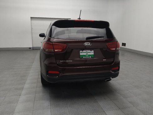 Used 2020 Kia Sorento LX FWD image 6