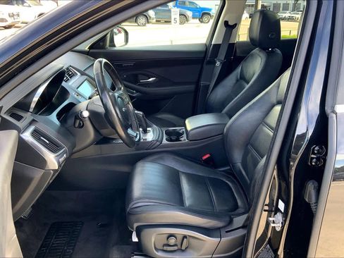Used 2018 Jaguar E-PACE SE image 14