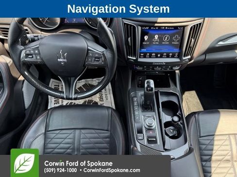 Used 2019 Maserati Levante Trofeo AWD/4WD image 3
