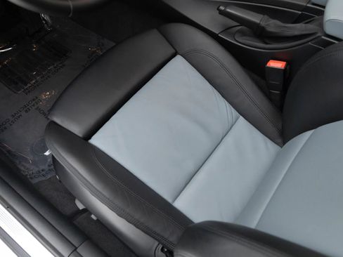 Used 2011 BMW M3 Sedan RWD image 16