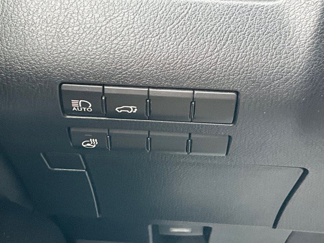 Used 2018 Lexus RX 350L AWD w/ Premium Package image 15