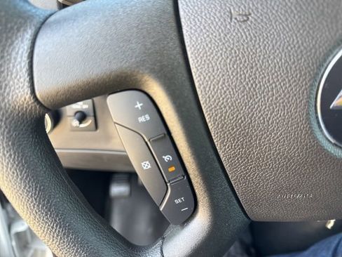 New 2025 Chevrolet Express 4500 w/ Power Convenience Package RWD image 17