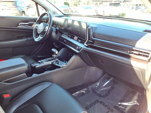 Certified 2023 Kia Sportage EX image 14