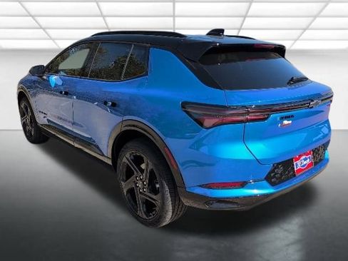 New 2026 Chevrolet Equinox EV RS image 2