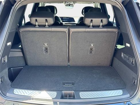 New 2026 Cadillac Vistiq Luxury w/ LPO, Floor Liner Package image 9