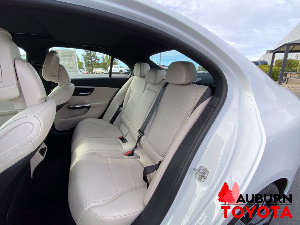 Used 2024 Mercedes-Benz C 300 Sedan image 21