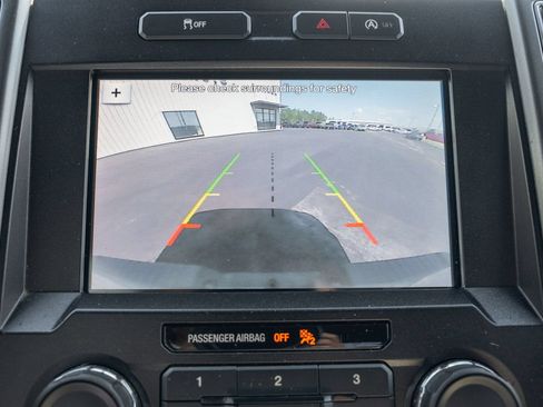 Certified 2019 Ford F150 XLT AWD/4WD image 32