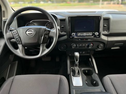 Used 2024 Nissan Frontier S w/ S Utility Package image 19