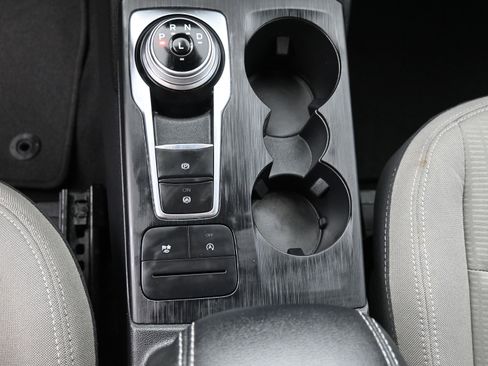 Used 2020 Ford Escape S image 25