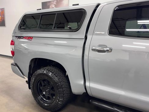 Used 2018 Toyota Tundra Limited w/ Limited Premium Package AWD/4WD image 22