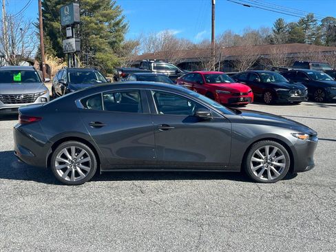 Used 2021 MAZDA MAZDA3 s image 3
