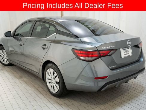 Certified 2023 Nissan Sentra S FWD image 3
