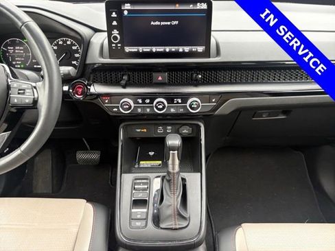 Used 2024 Honda CR-V Sport Touring image 8