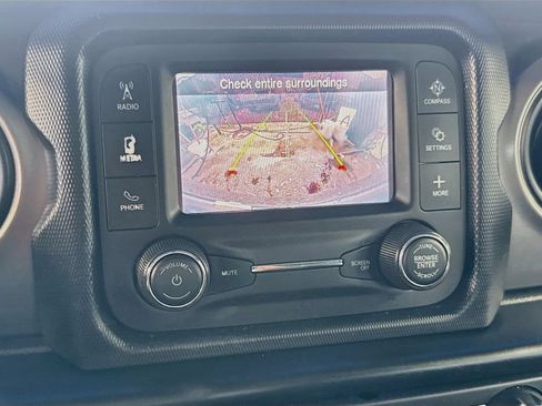 Used 2021 Jeep Wrangler Unlimited Sport AWD/4WD image 14