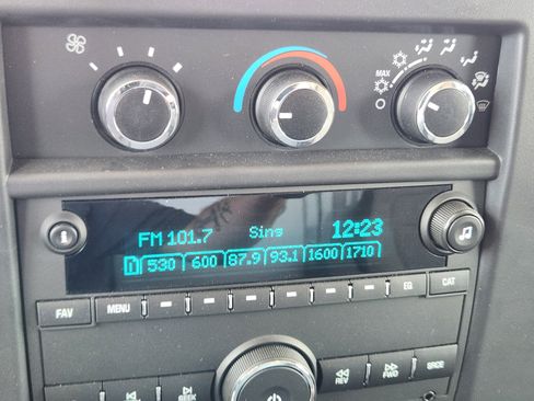 New 2025 Chevrolet Express 3500 w/ Power Convenience Package image 15