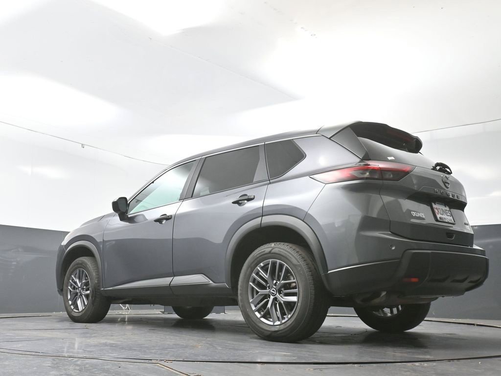 Used 2024 Nissan Rogue S AWD/4WD image 54