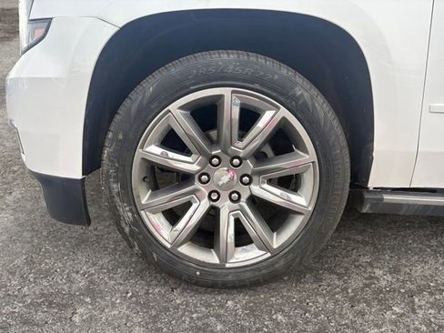 Used 2017 Chevrolet Suburban Premier image 14