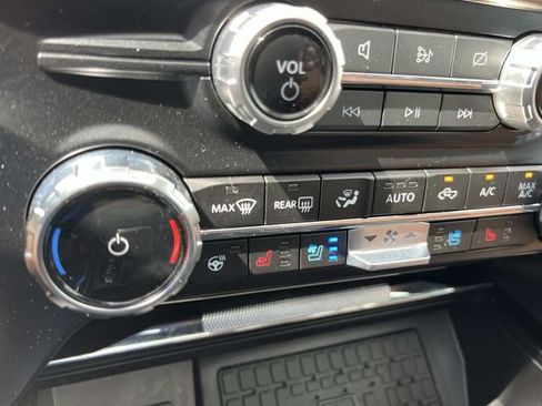 Used 2024 Ford F150 King Ranch AWD/4WD image 42